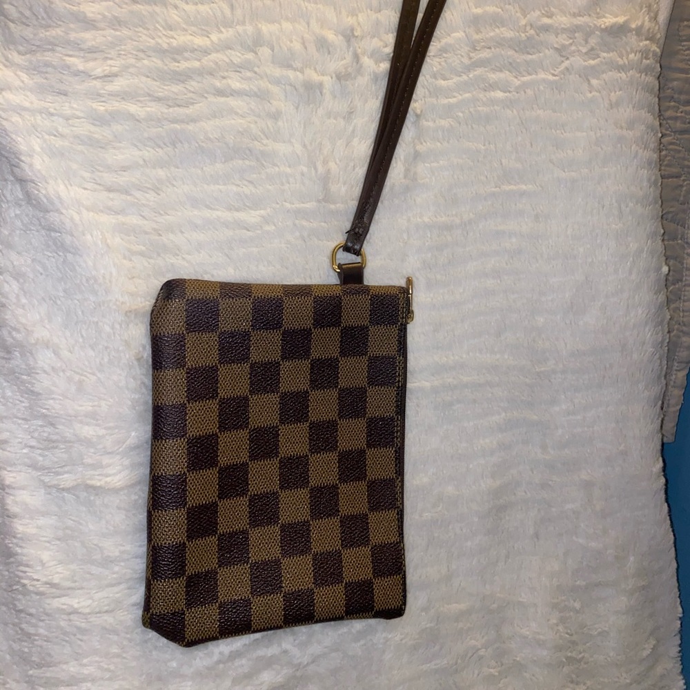 LV wallet